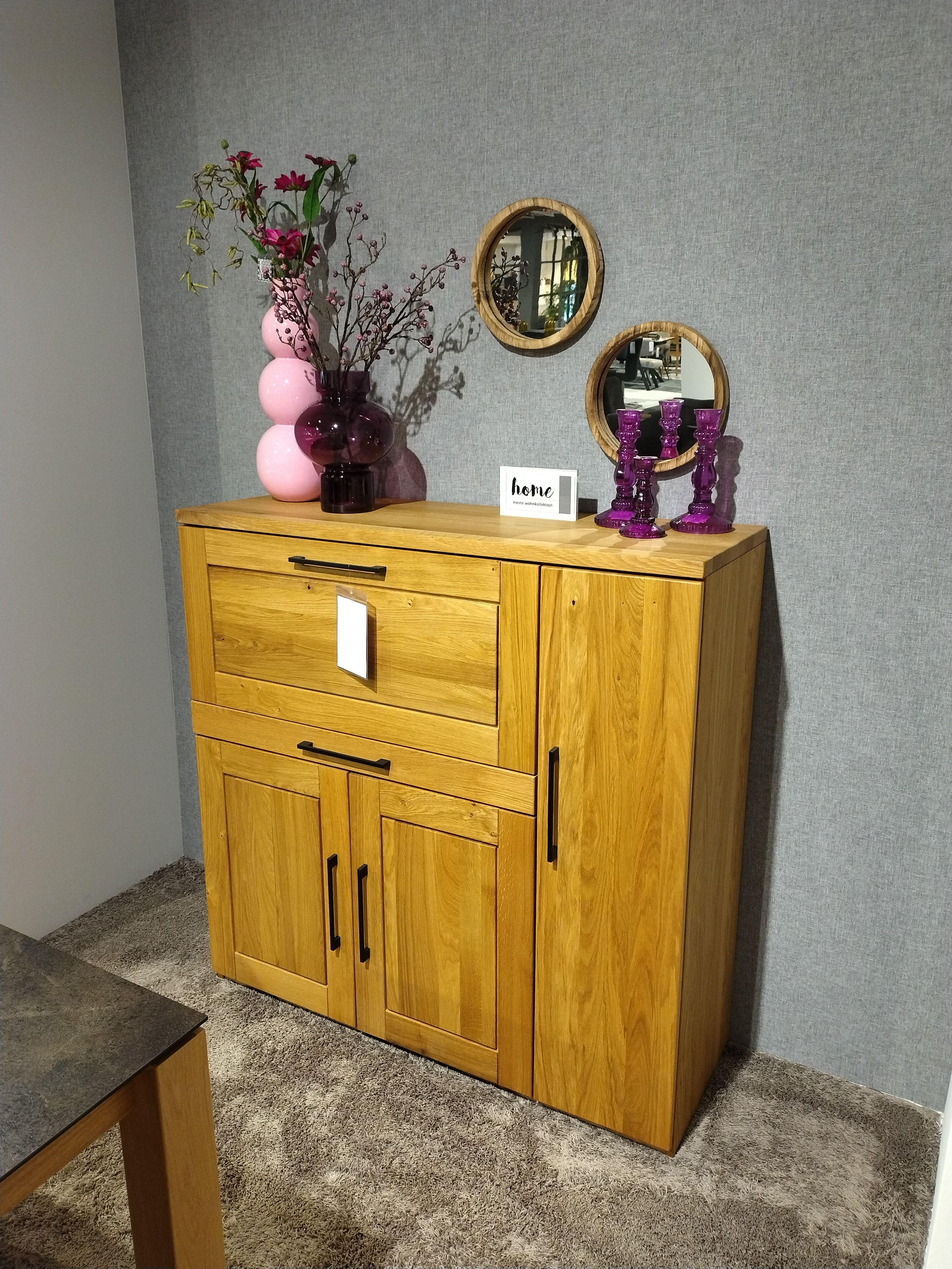 Sekräter aus Eichenholz mit einer hohen Tür, zwei niedrigen Türen