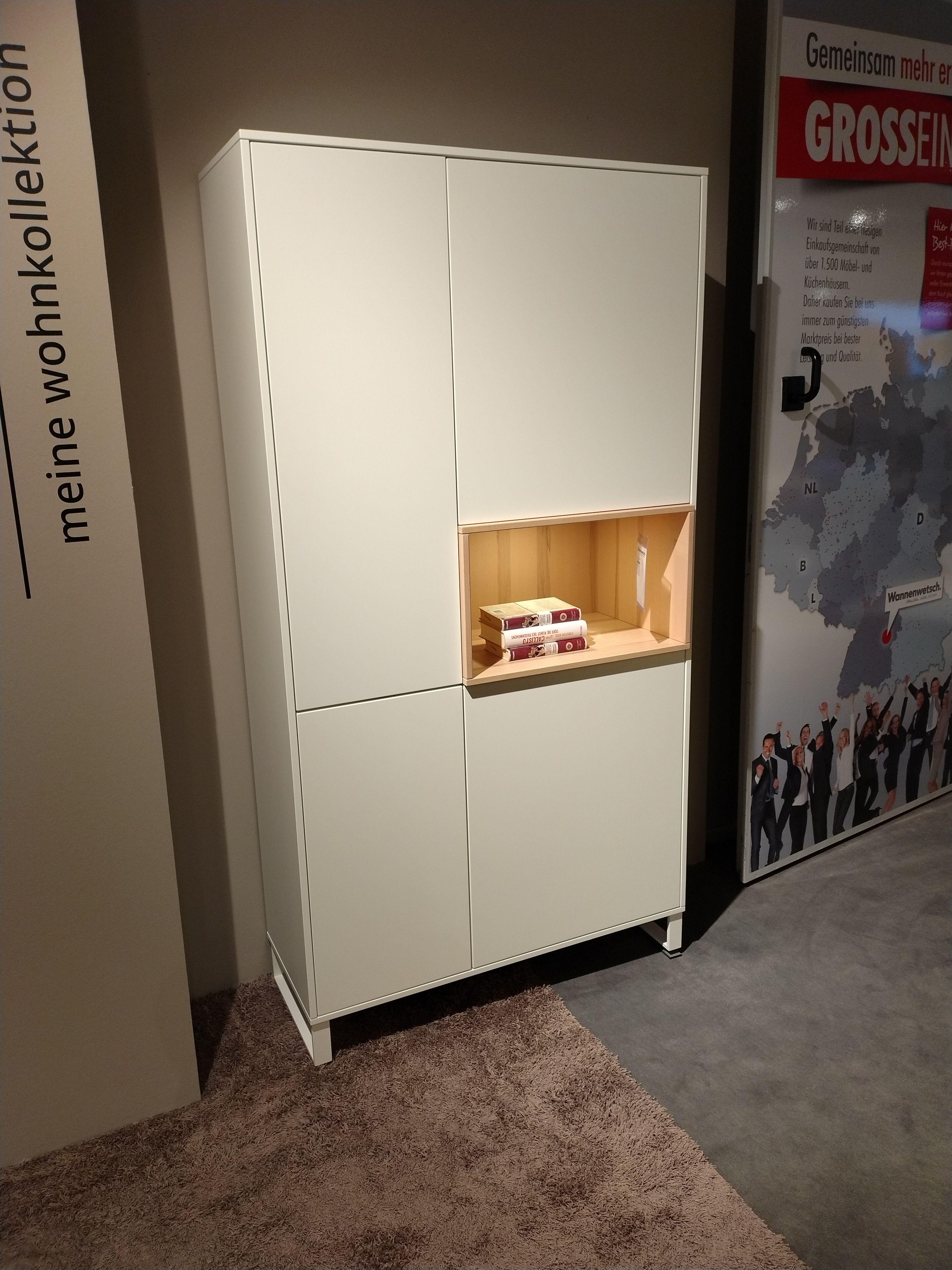 Vitrine  Lack weiß matt mit offenem Fach in Kristallbuche Echtholzfurnier