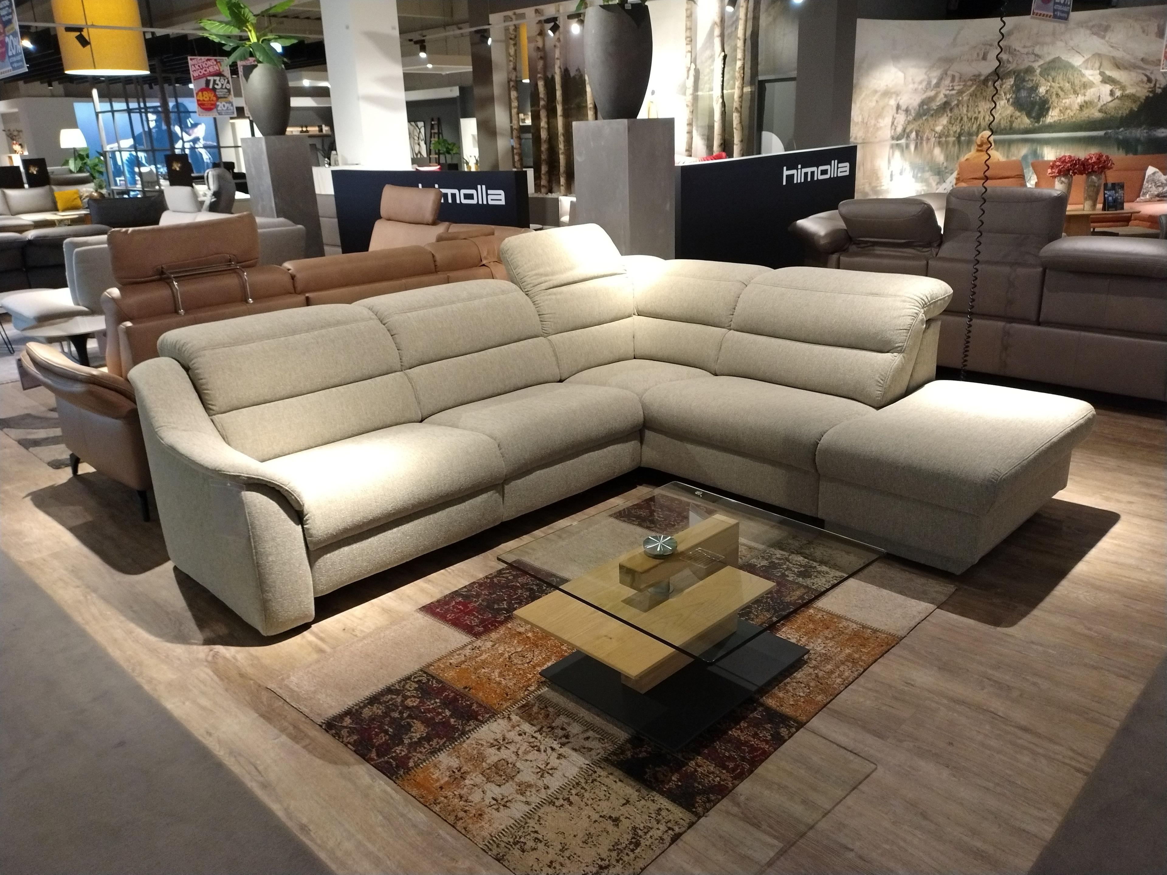 Polstergarnitur im Bezug Q2 Stoff Farbe helleres Braun mit Armlehne links und offenem Abschluss rechts bodennah