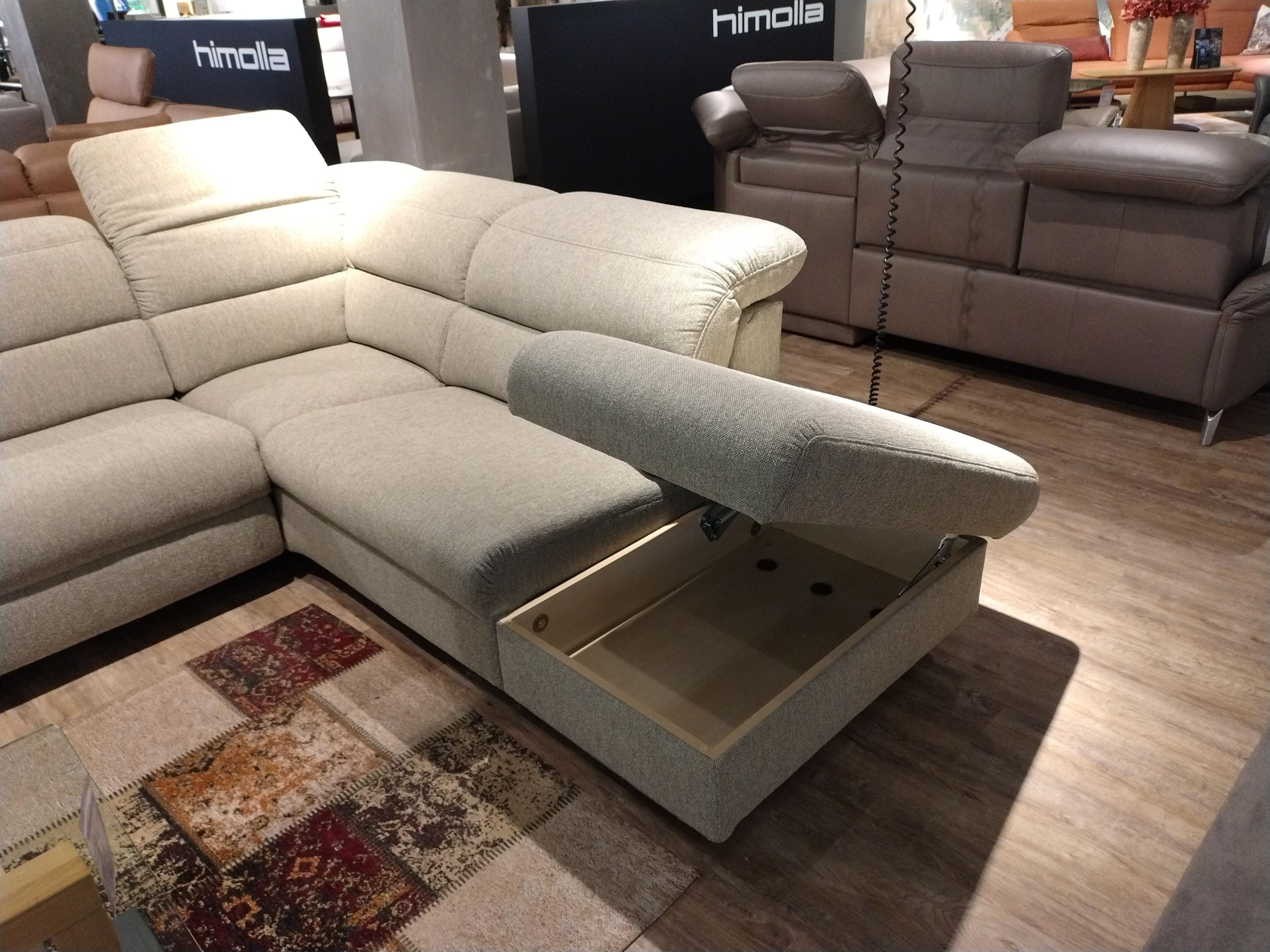 Detail Stauraum in offenem Abschlusshocker