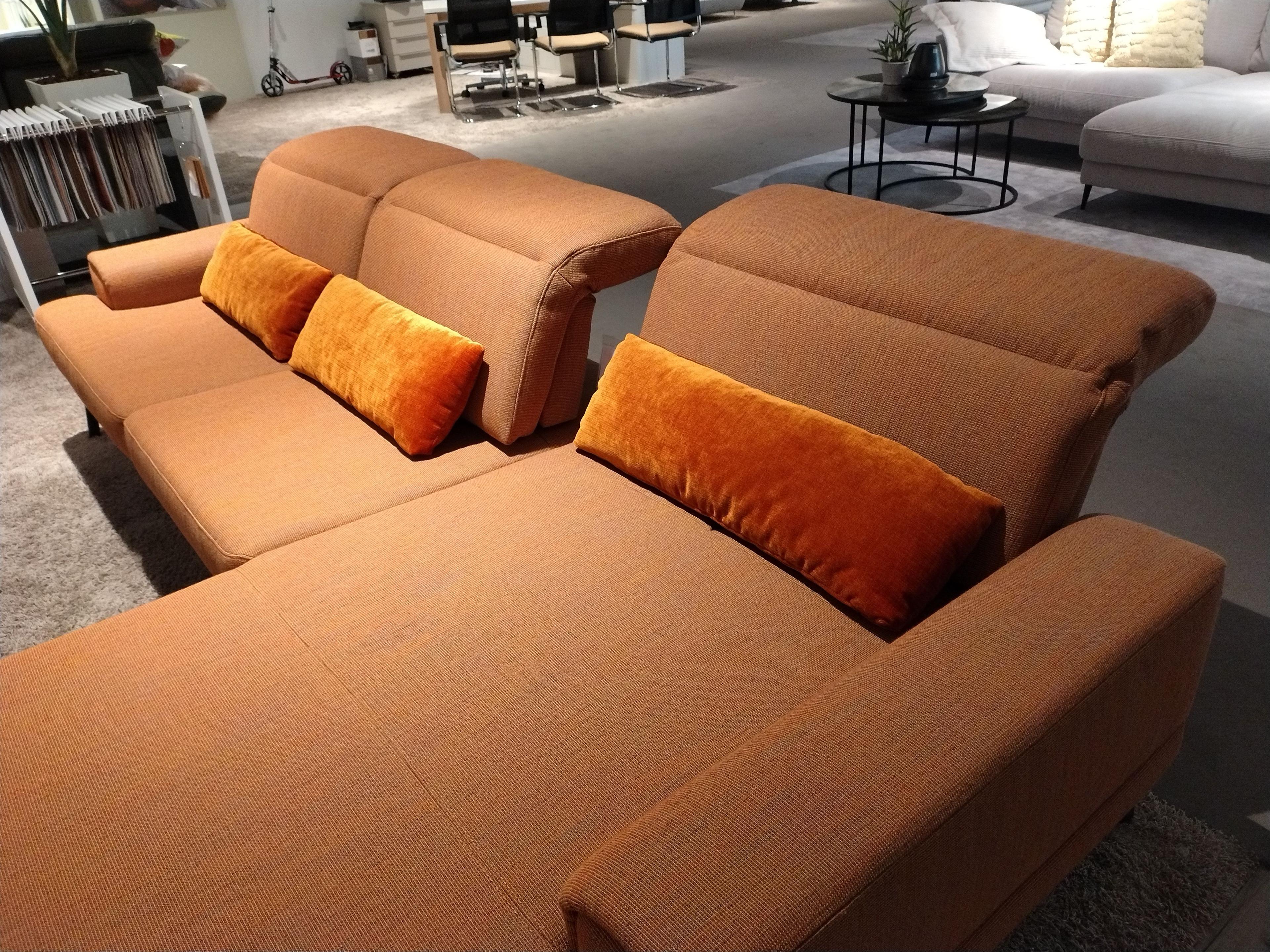 Detailbild Sitztiefenverstellung am Longchair 