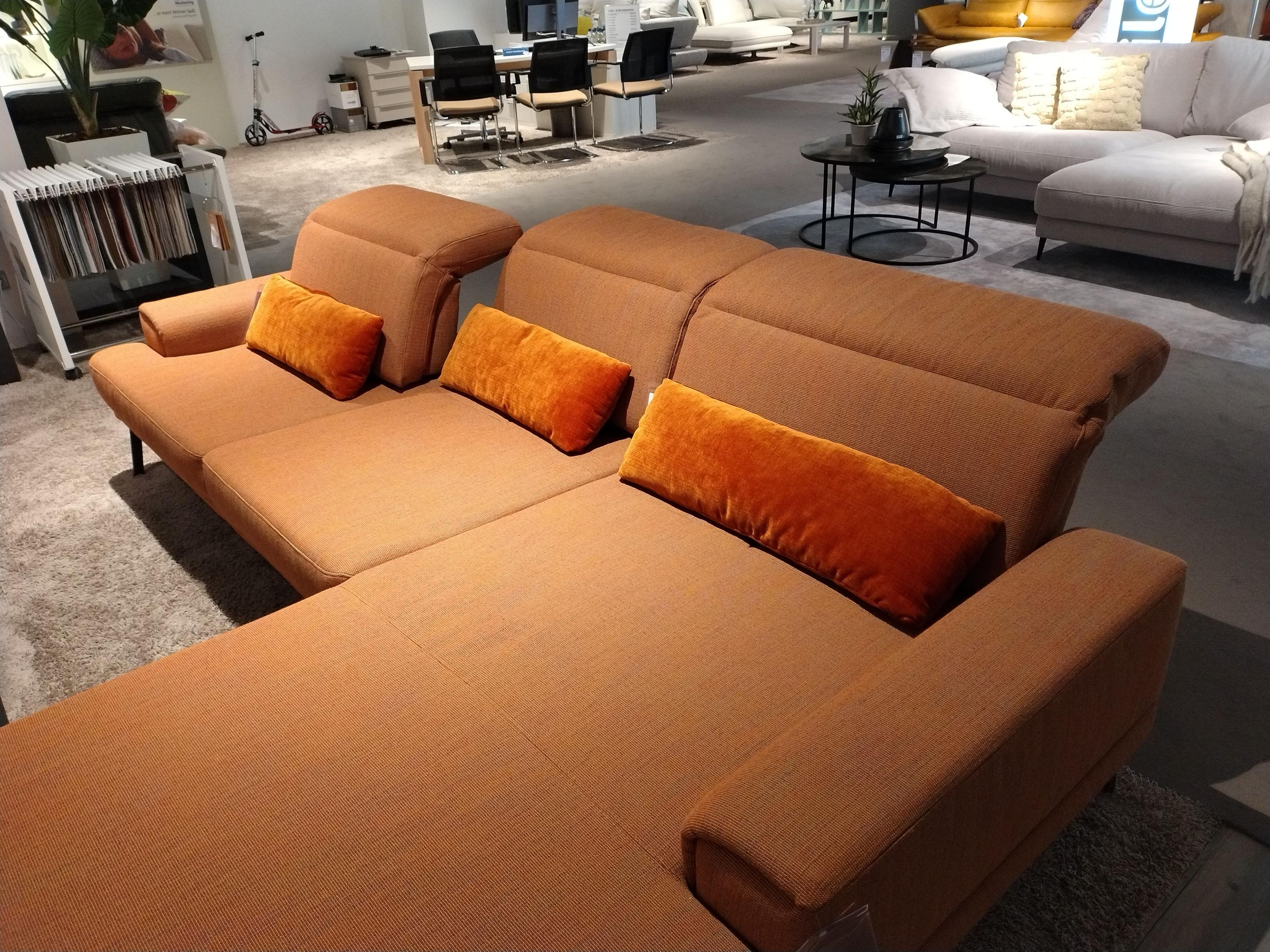 Detailbild zwei Mal Sitztiefenverstellung 