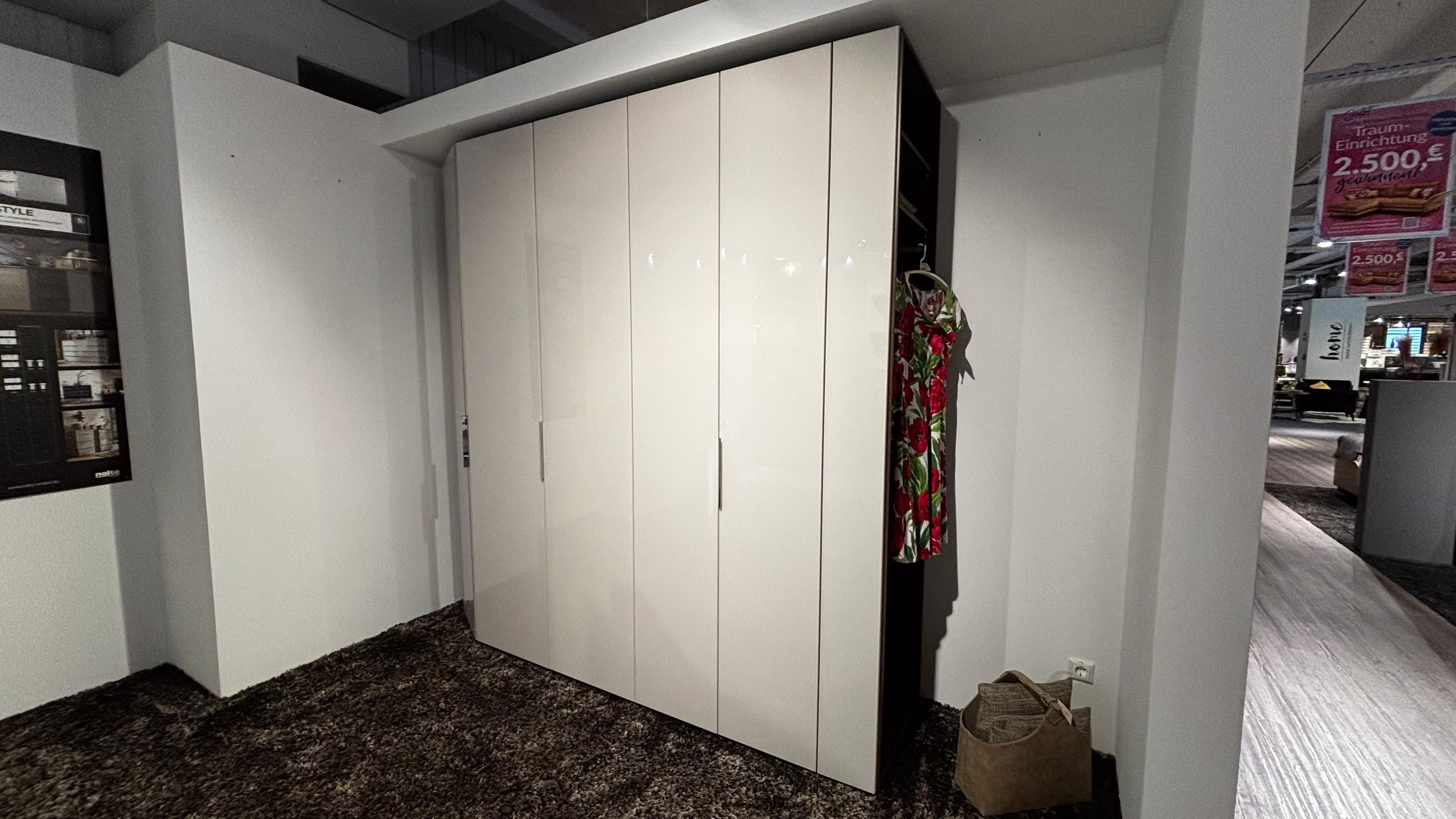 Drehtürenschrank 5-türig, Front Glas magnolie