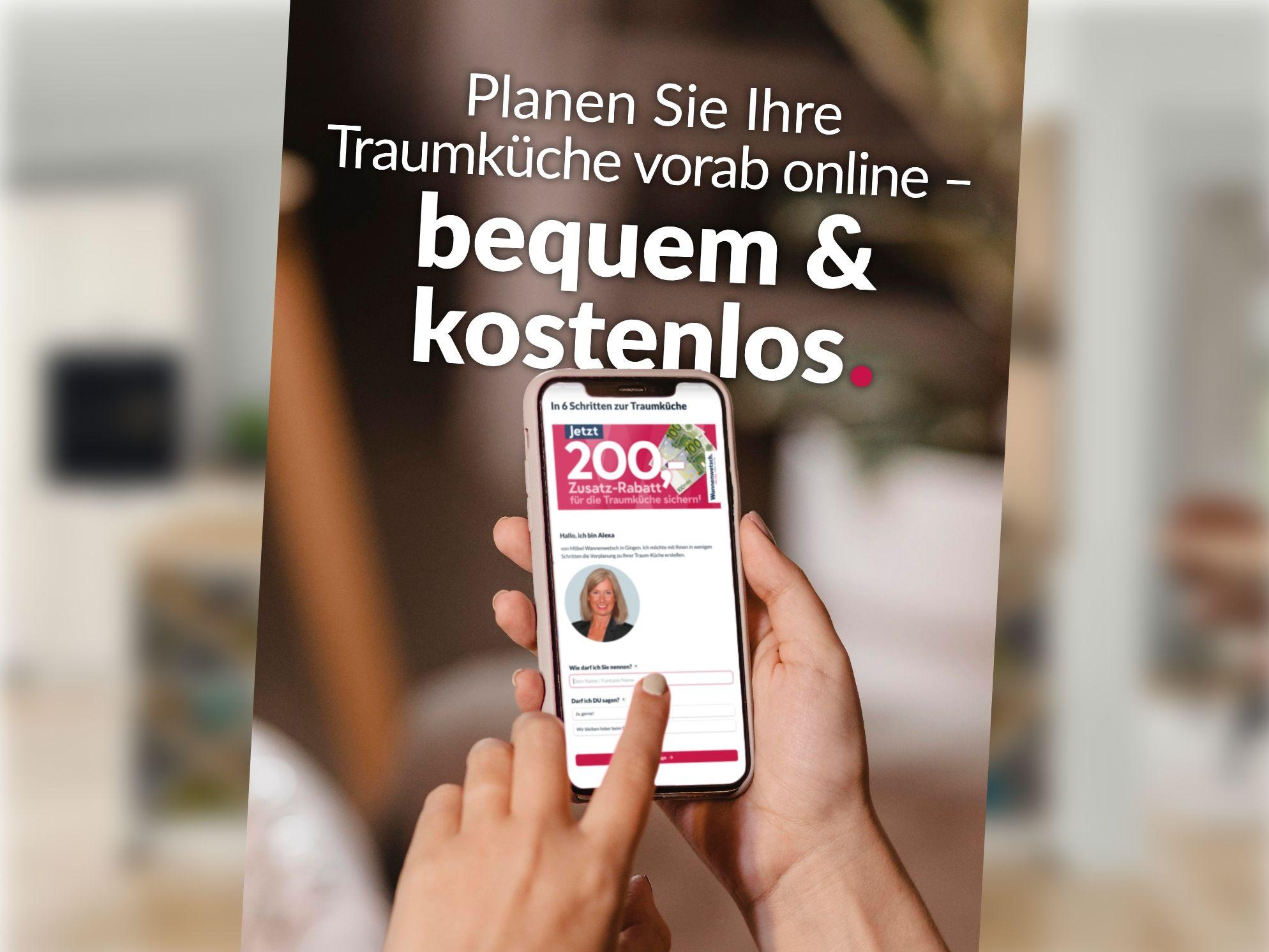 Smartphone zeigt Online-Küchenplanung mit Rabattangebot.