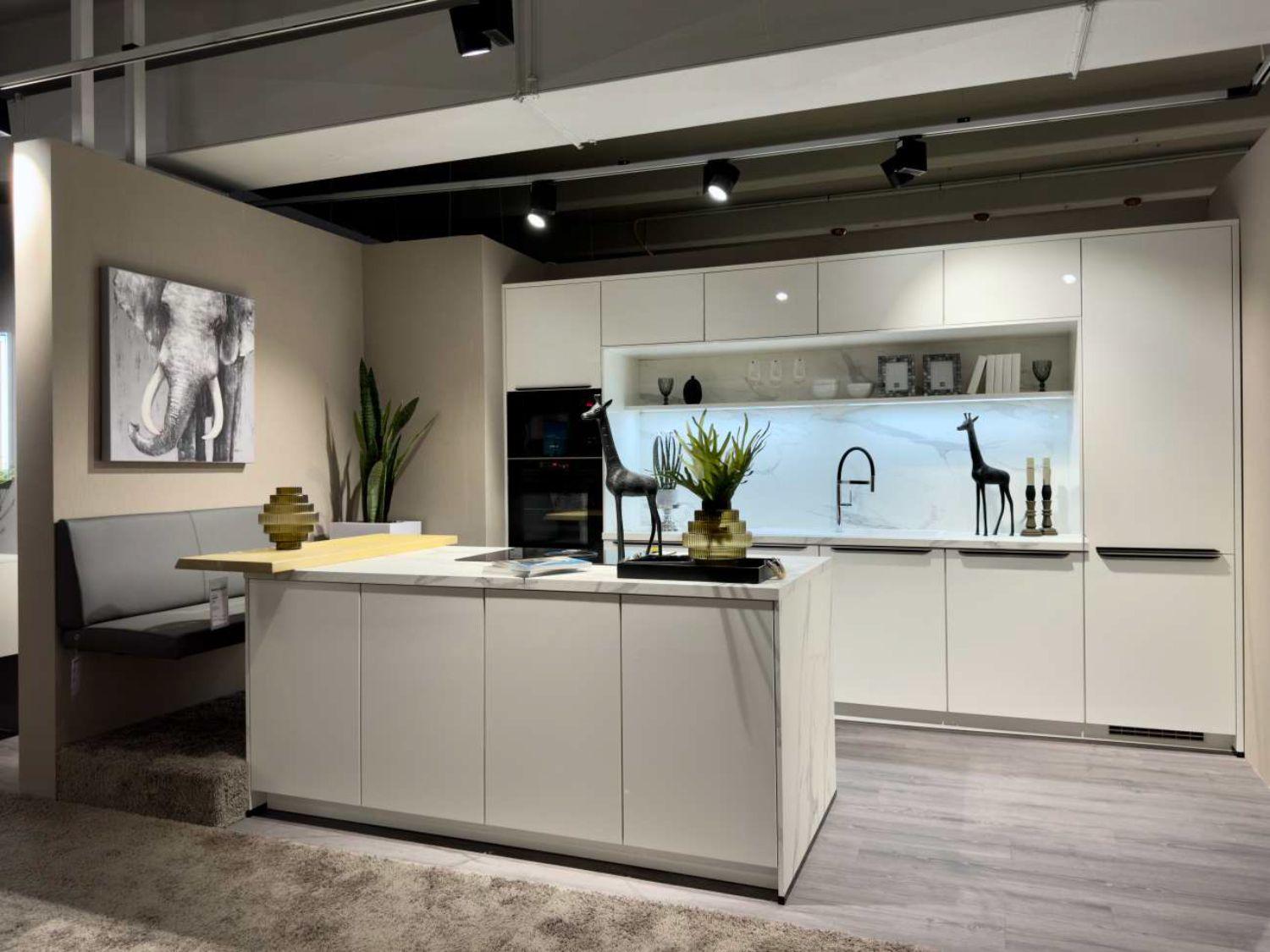 Wannenwetsch-Kuechenfotos-GoogleMyBusiness-25-03-compressed-7